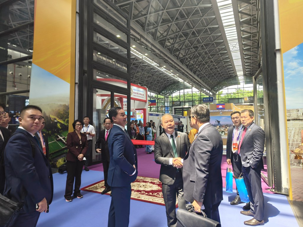 第23届中国—东盟博览会展会现场交流